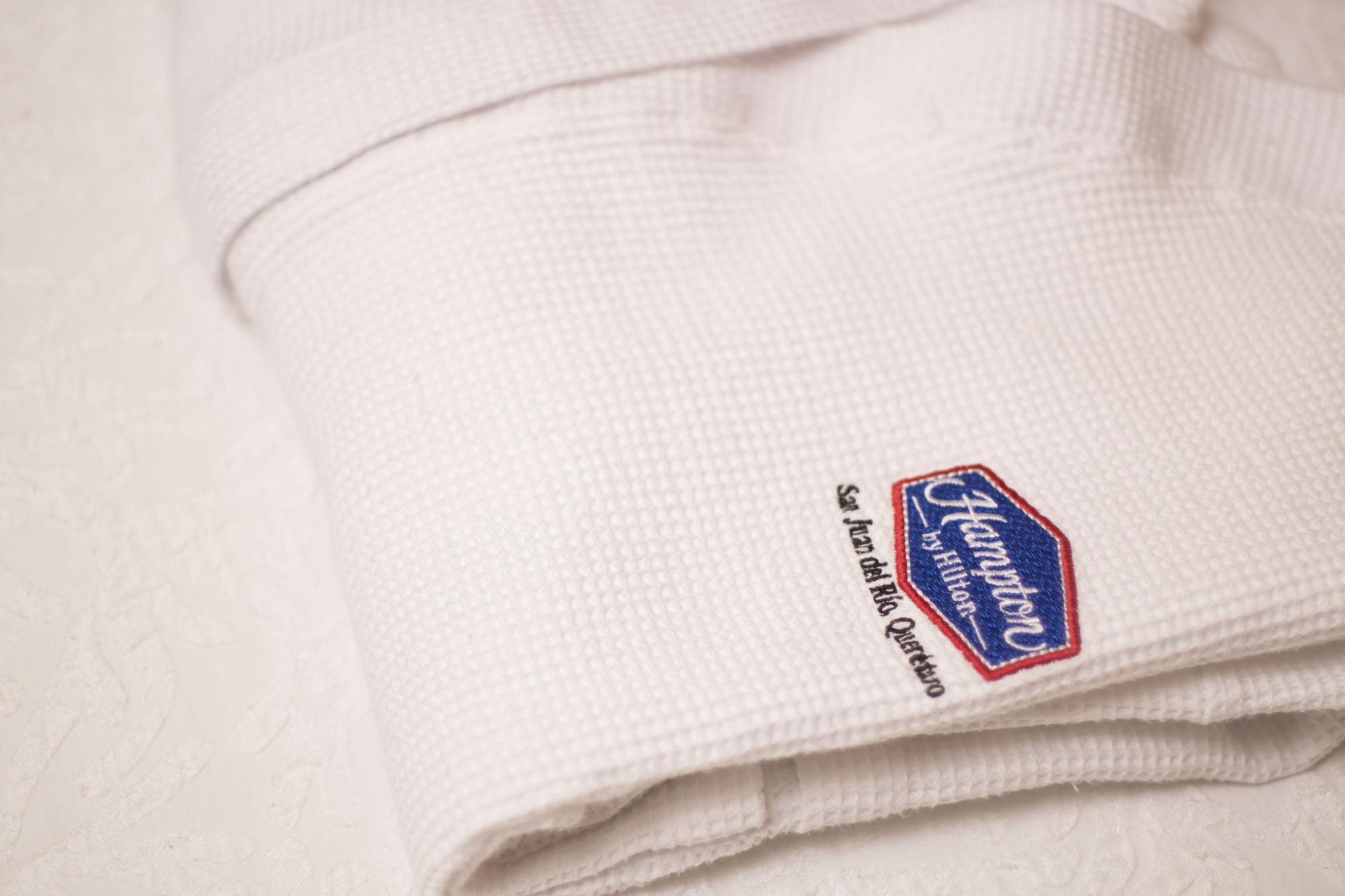 Hampton By Hilton San Juan Del Rio Hotel Buitenkant foto