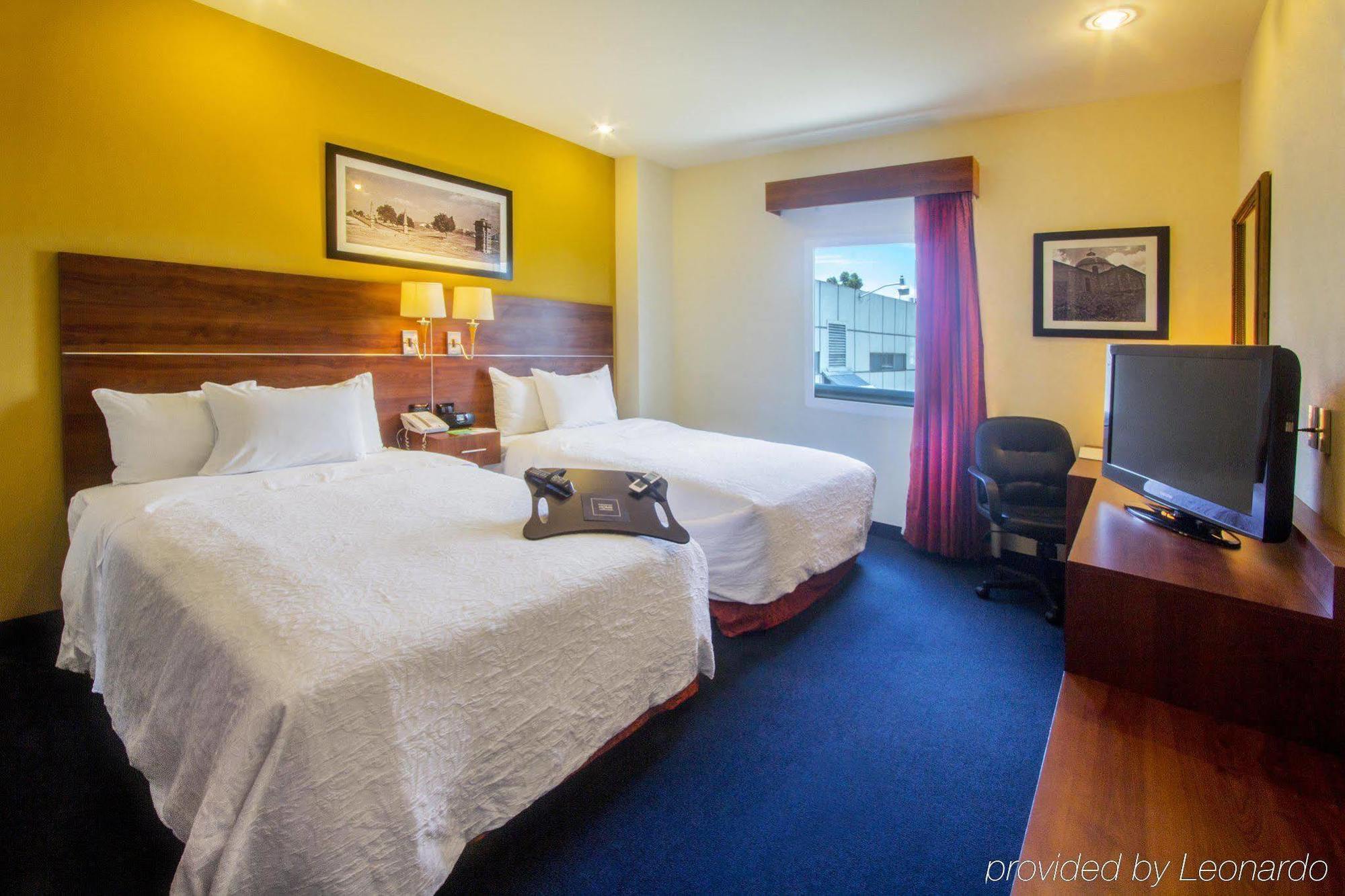 Hampton By Hilton San Juan Del Rio Hotel Buitenkant foto