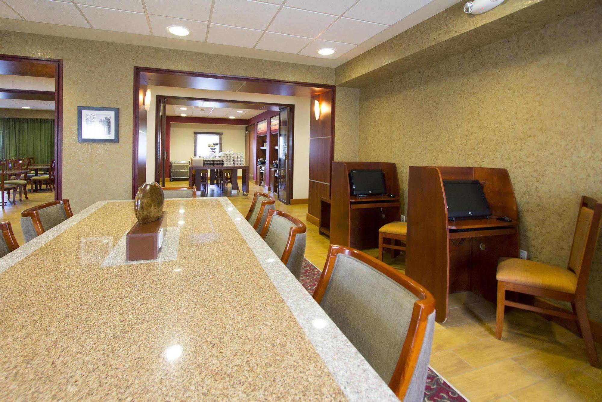 Hampton By Hilton San Juan Del Rio Hotel Buitenkant foto
